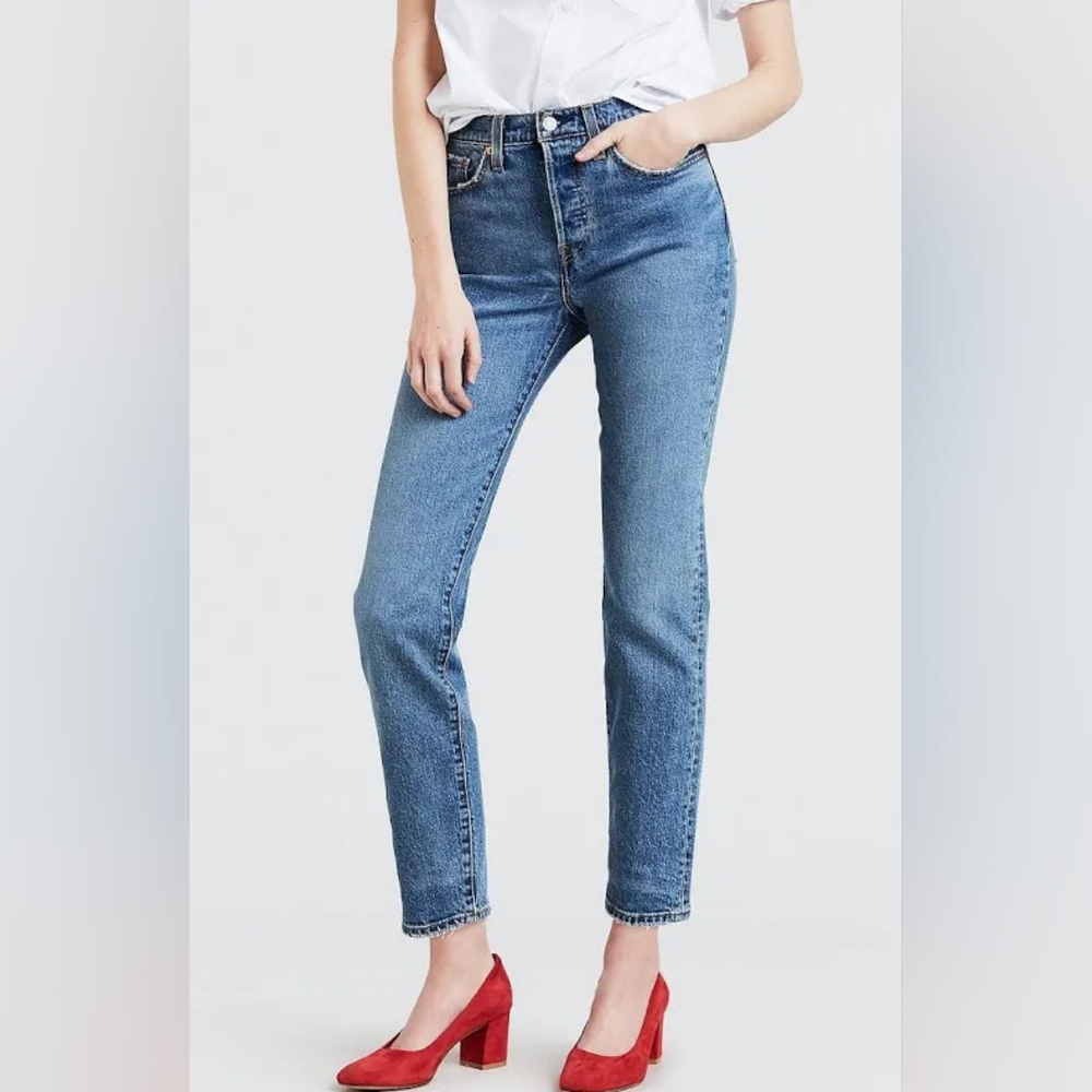 Levi's premium wedgie Icon fit jeans